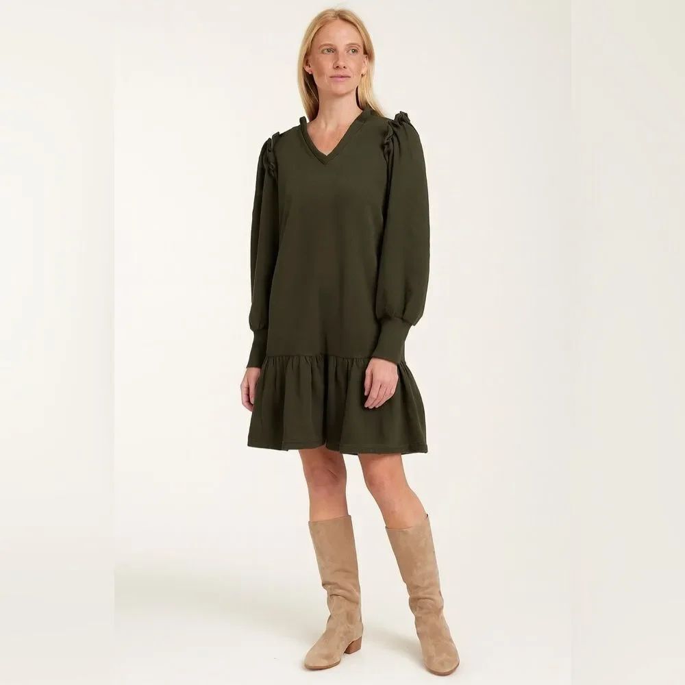 NWT✨Victoria Dunn Long Sleeve Olive Dress